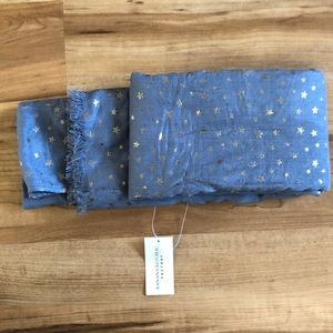 Brand new Banana Republic scarf